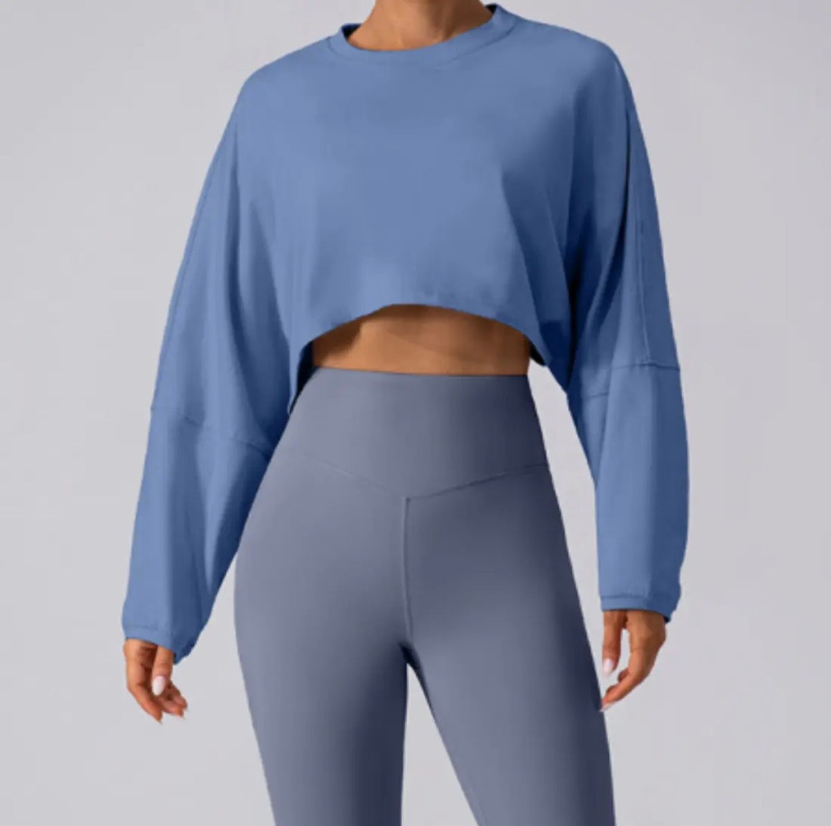 Oversized long sleeve crop
